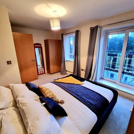 Luxury 2-Bedroom Service Apartment With Balcony Manchester Luaran gambar