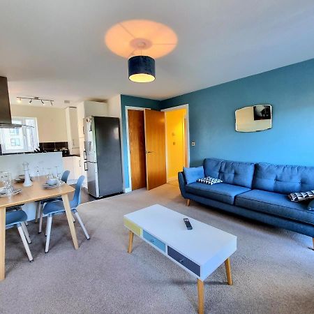 Luxury 2-Bedroom Service Apartment With Balcony Manchester Luaran gambar