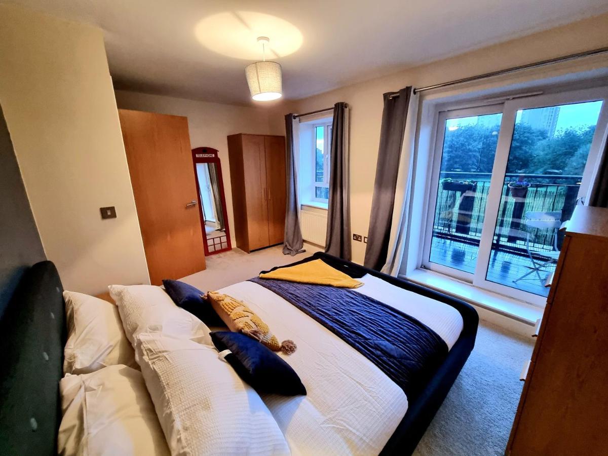 Luxury 2-Bedroom Service Apartment With Balcony Manchester Luaran gambar