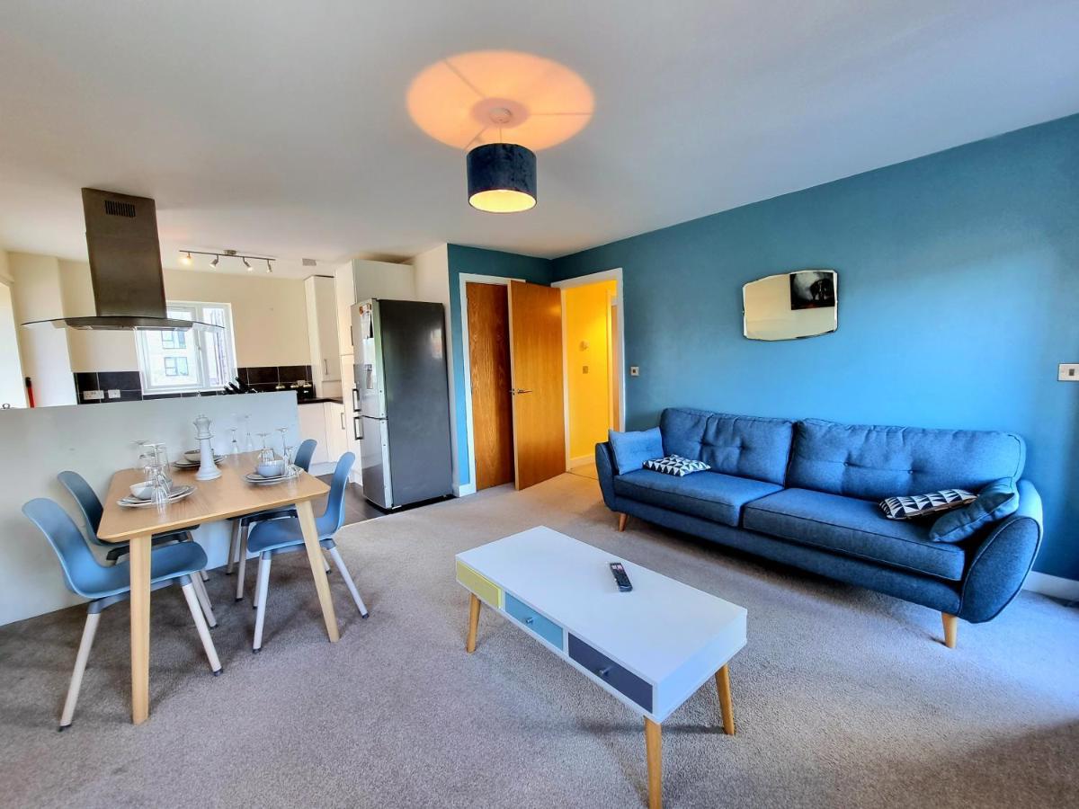 Luxury 2-Bedroom Service Apartment With Balcony Manchester Luaran gambar
